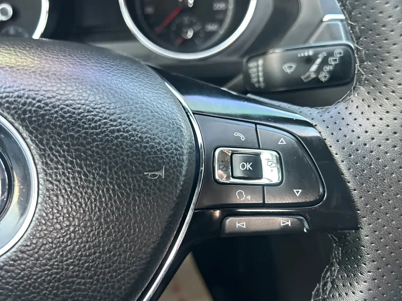 Volkswagen Tiguan L 2017 330TSI Automatic 2WD Trend Edition фото 24