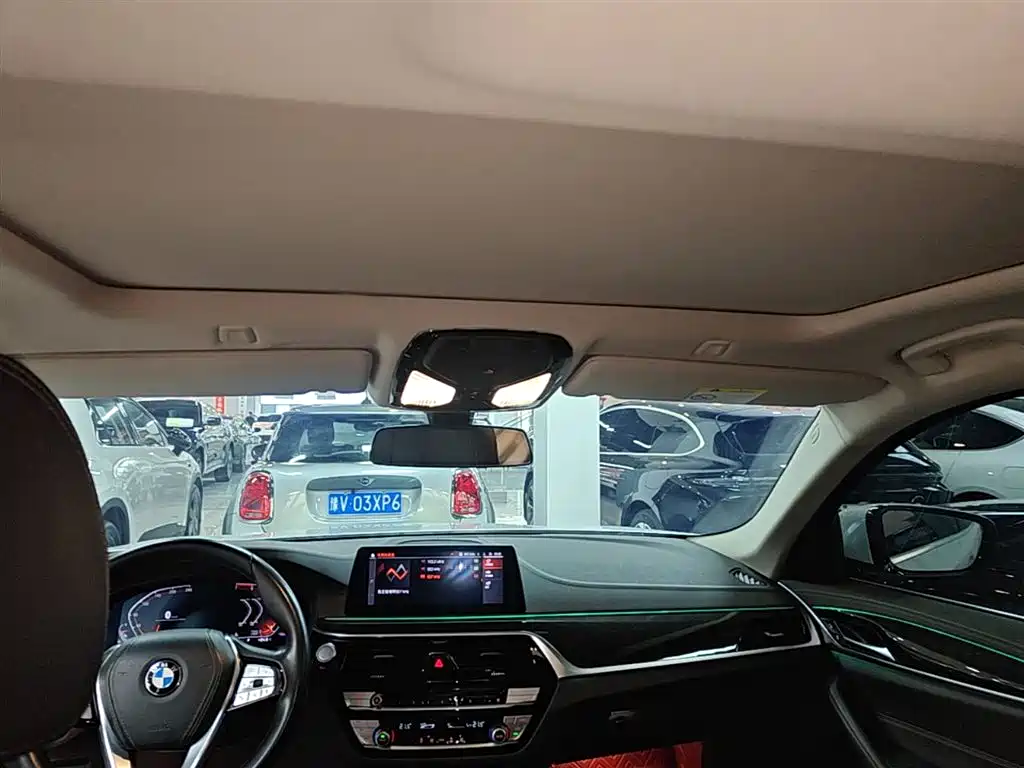 BMW 5 Series 2020 525Li Luxury Package фото 18