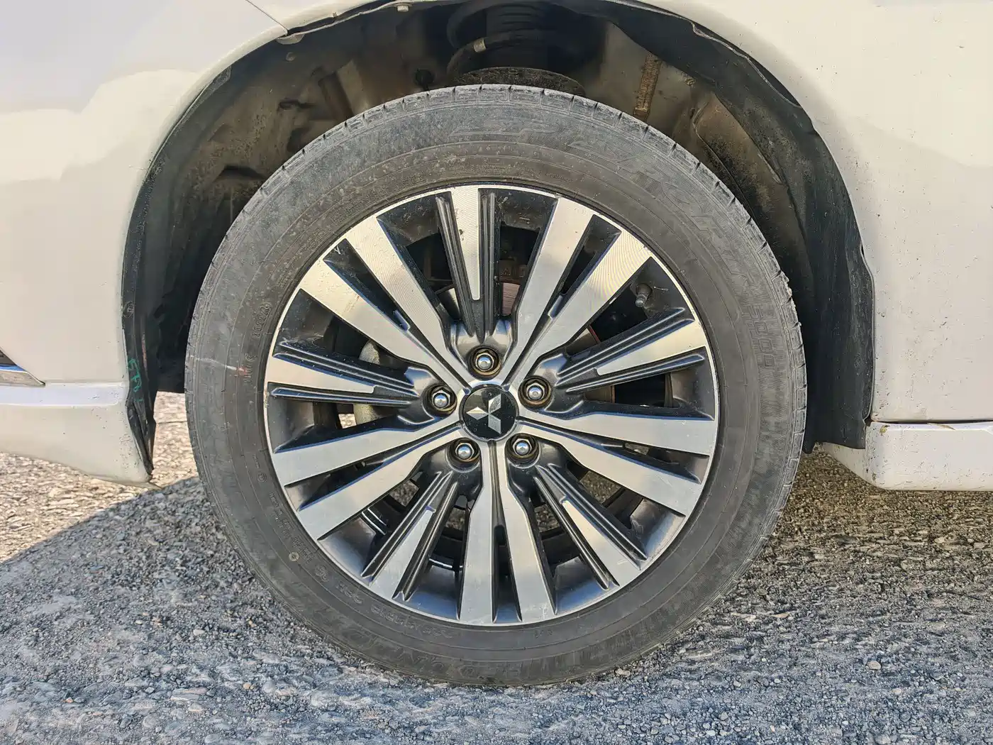 Mitsubishi Outlander 2023 2021 Facelift 2.0L 2WD Comfort Edition 5-Seater