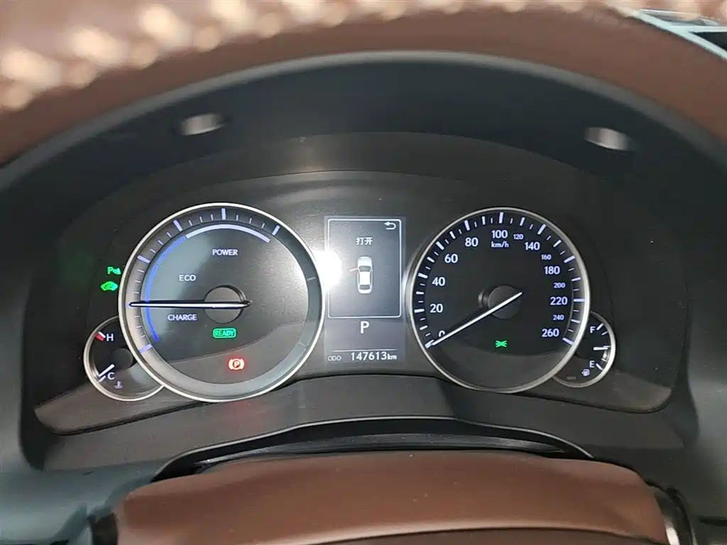 Lexus ES 2017 300h Mark Levinson Comfort Edition фото 12