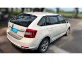 Photo 2 - Škoda Skoda Rapid Spaceback