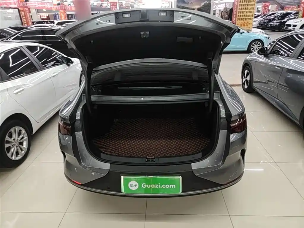 BYD Qin L 2025 EV 470KM Leading Edition фото 15
