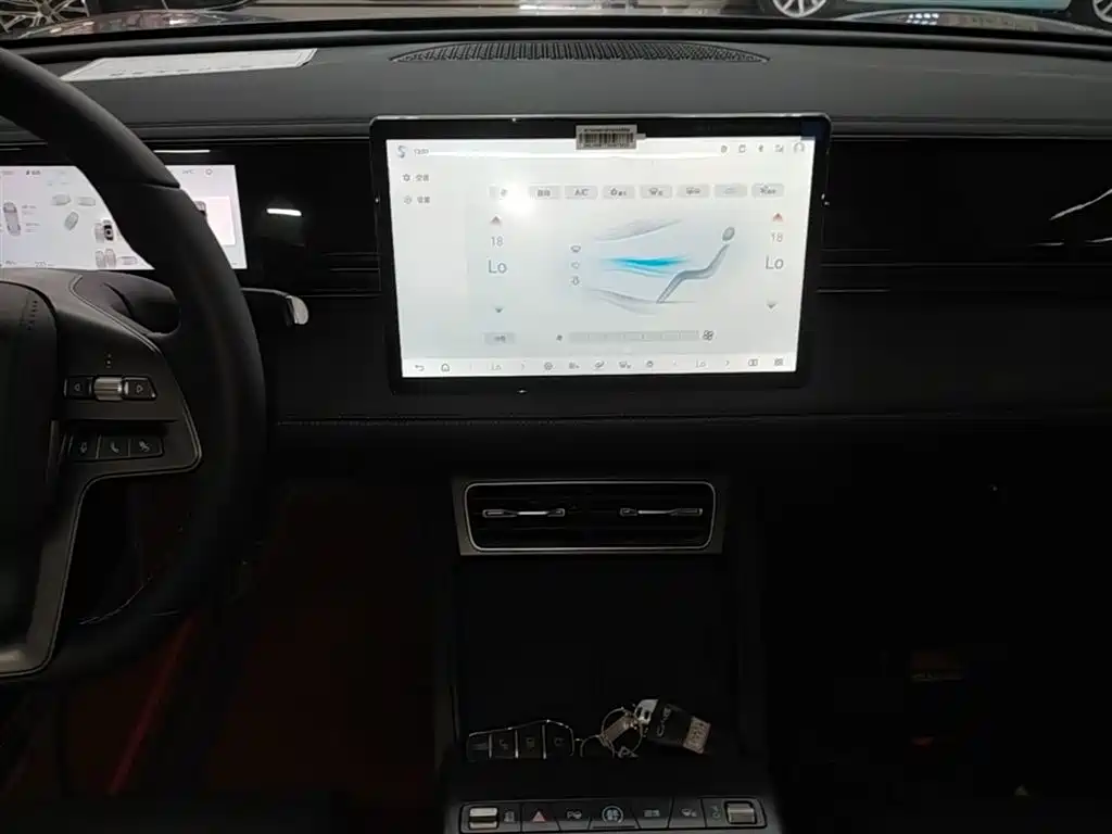 BYD Qin L 2025 EV 470KM Leading Edition фото 9