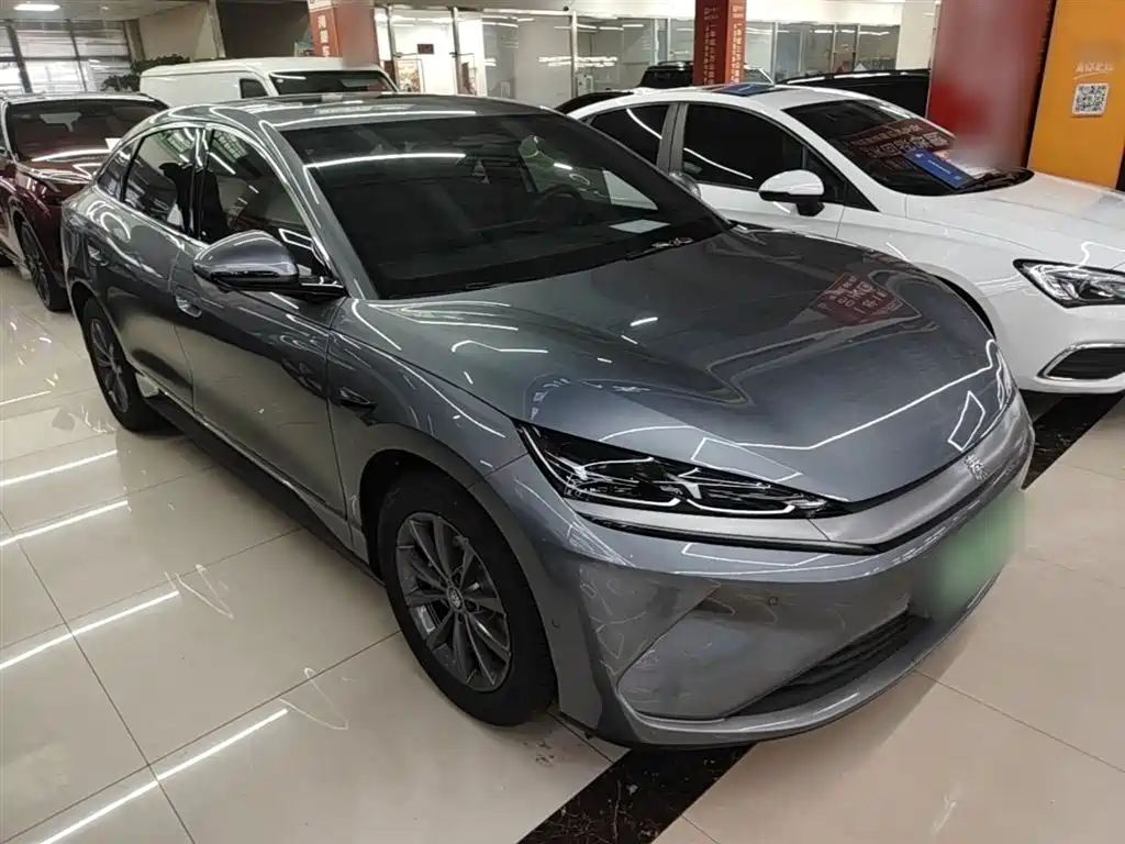 BYD Qin L 2025 EV 470KM Leading Edition фото 22