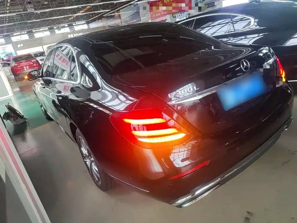 Mercedes-Benz E-Class 2017 E 200 L 4MATIC фото 5