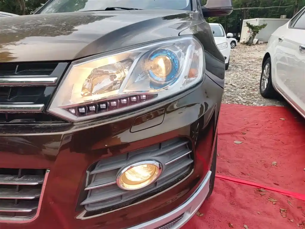 Zotye T600 2015 2015 2.0T DCT Luxury