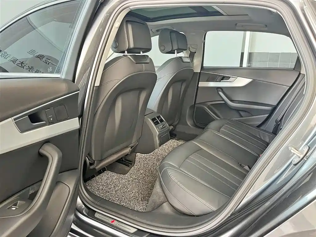Audi A4L 2020 40 TFSI Fashion Dynamic Edition фото 8