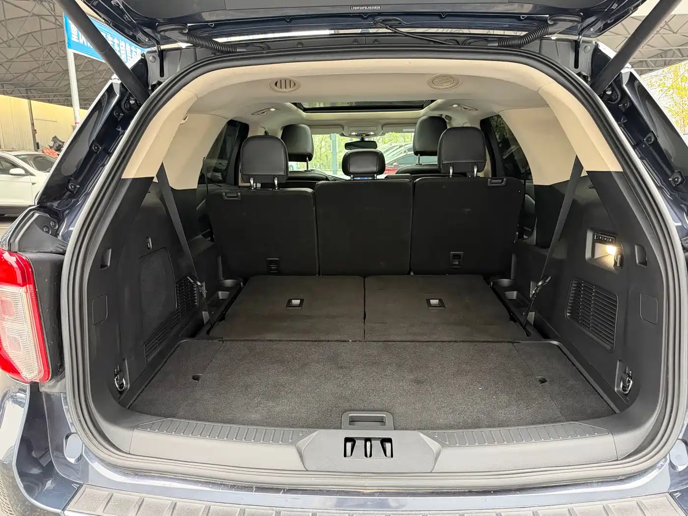 Ford Explorer 2021 2020 EcoBoost 285 AWD Titanium Edition 7-Seater