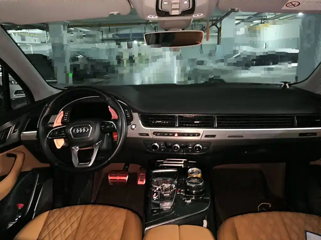 Photo 12 - Audi Q7