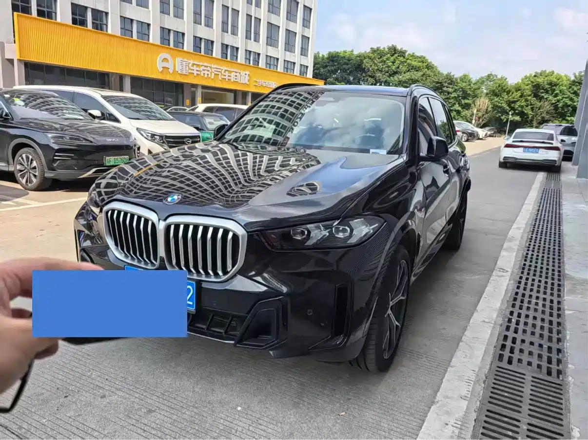 BMW X5 2026 2026 xDrive 30Li Luxury M Sport Night Edition Package