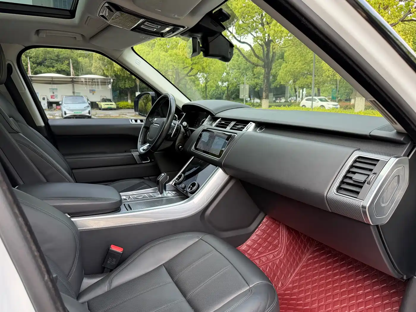 Land Rover Range Rover Sport 2019 3.0 L6 HSE DYNAMIC фото 16