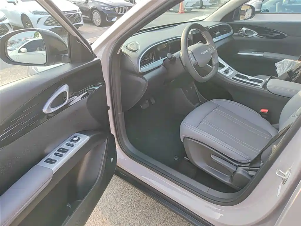 Geely Galaxy Starry Wish 2026 Edition 310km Youth Version фото 16