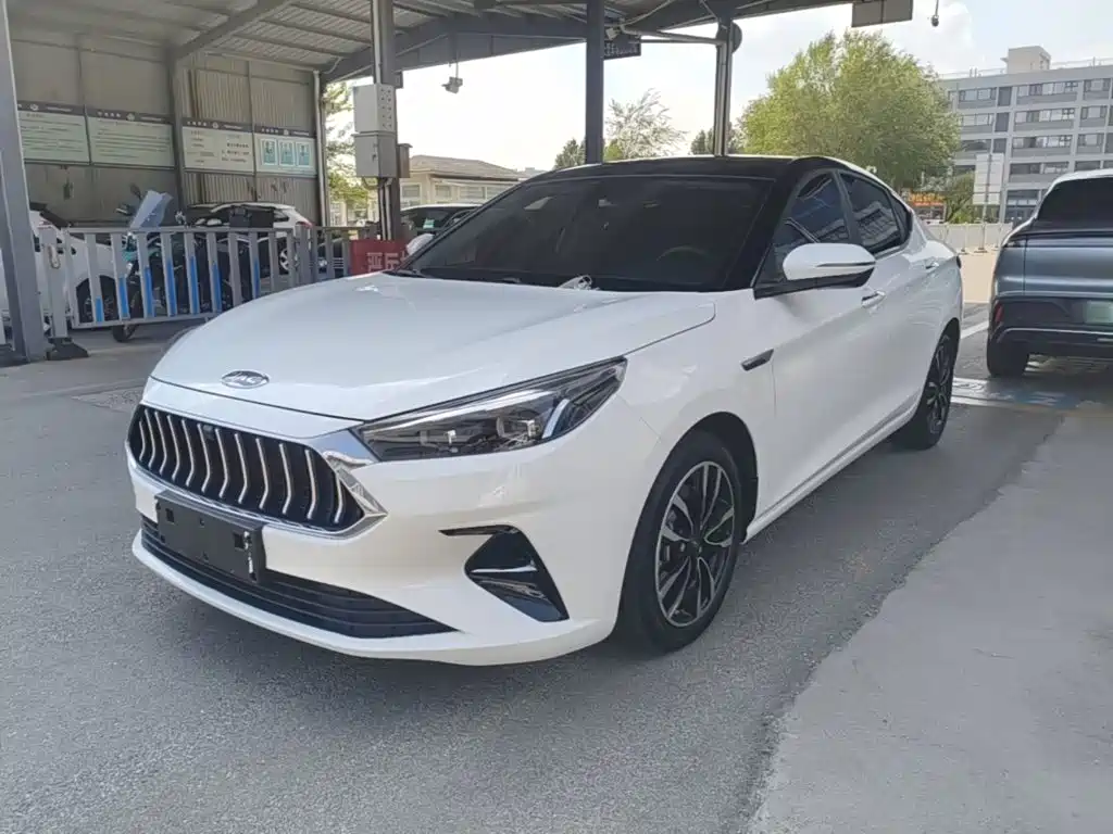 JAC Motors JAC J7 2020 2020 1.5T CVT Surpass Type