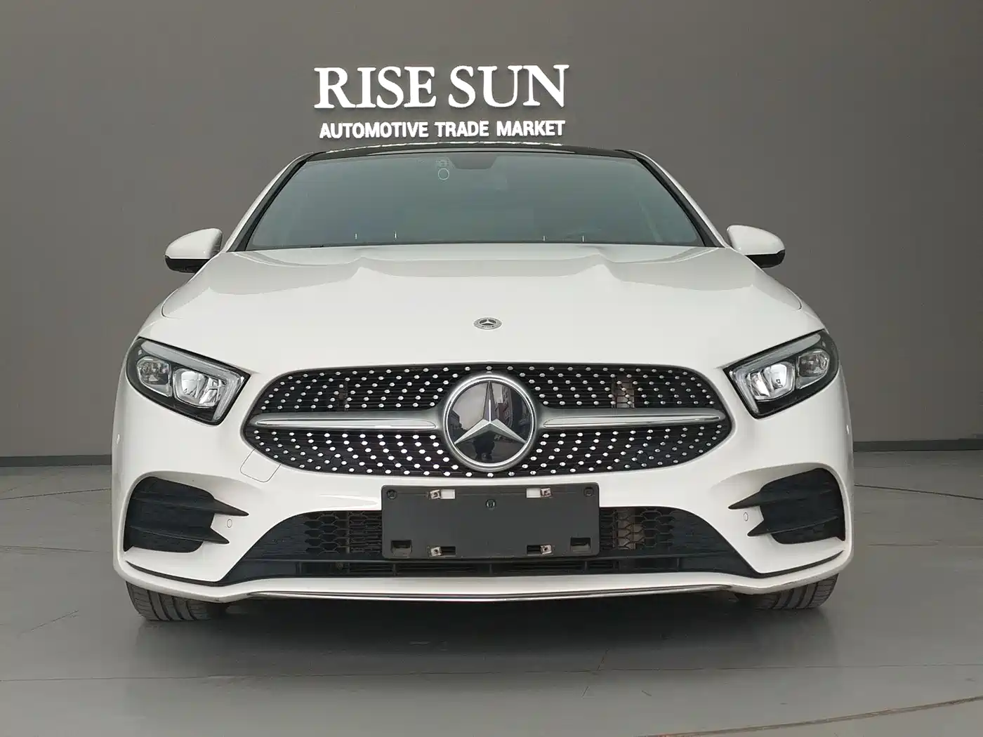 Mercedes-Benz A-Class 2021 A 200 L Sport Sedan Fashion Edition фото 2