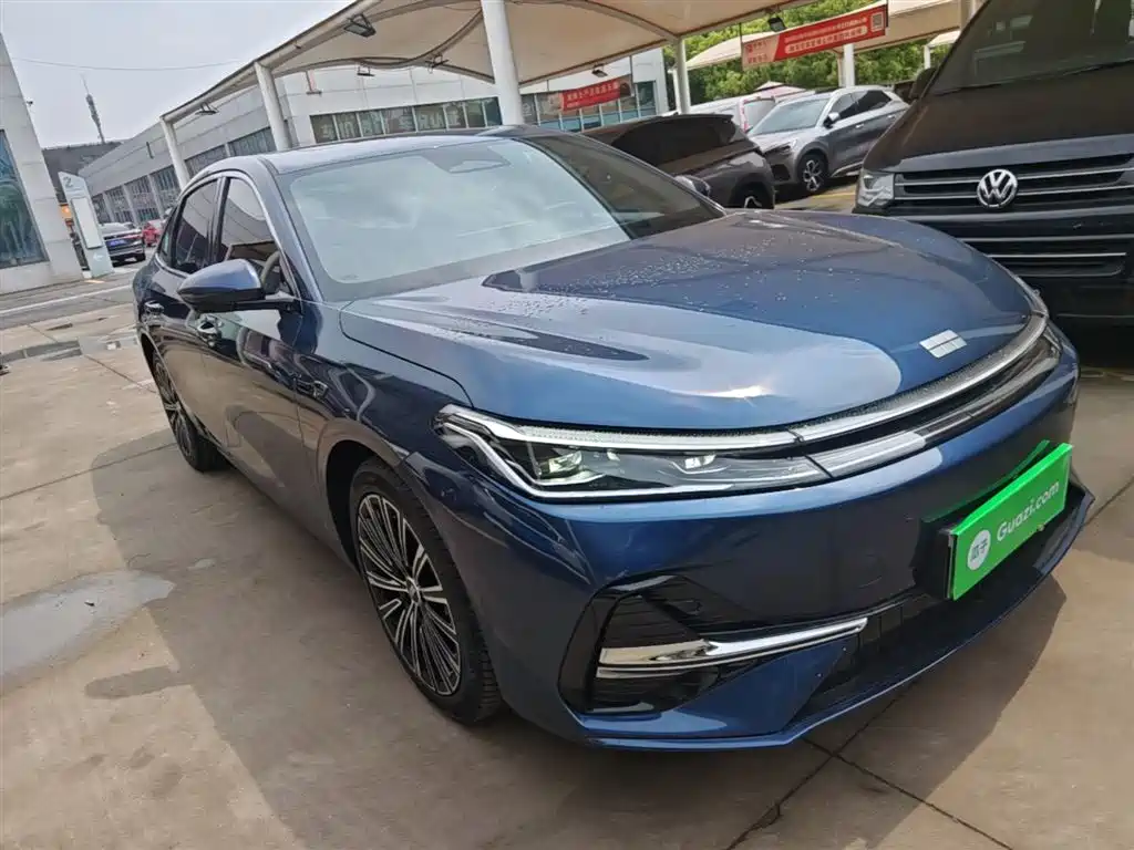 Geely Galaxy Galaxy A7 2025 EM-i фото 4