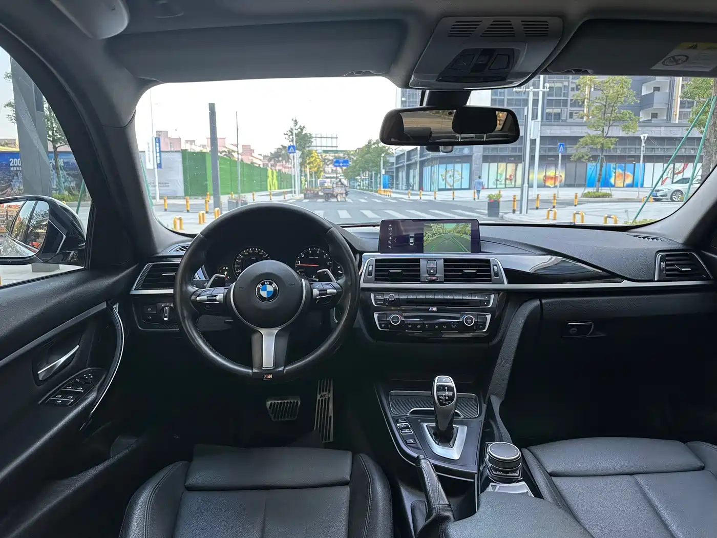 BMW 3 Series 2018 320Li Leading M Sport Package фото 9