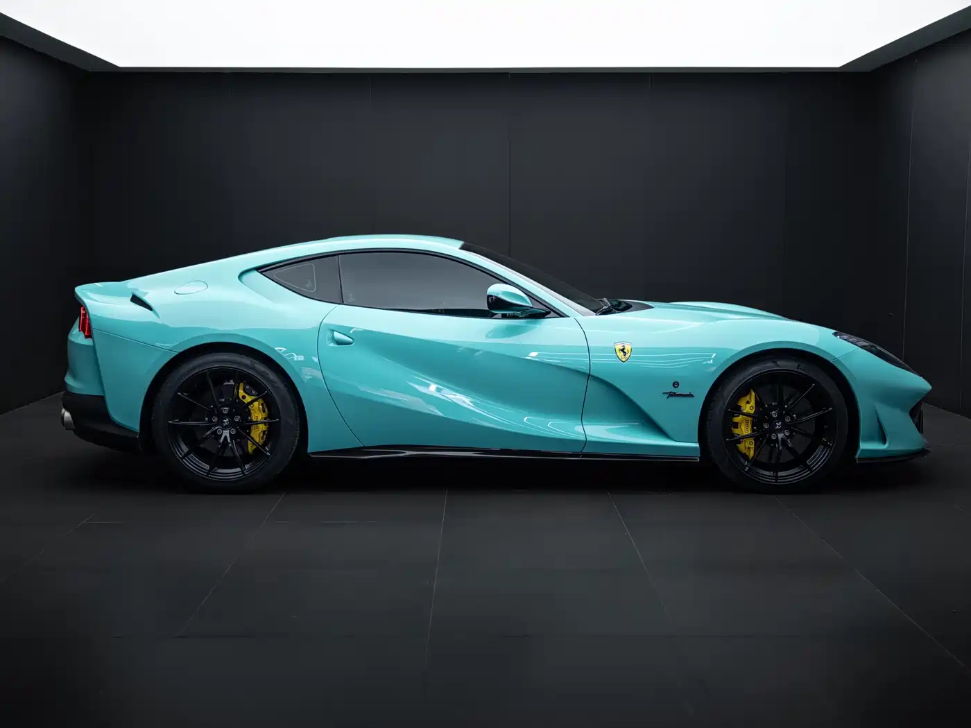 Ferrari 812 2019 2017 6.5L Superfast