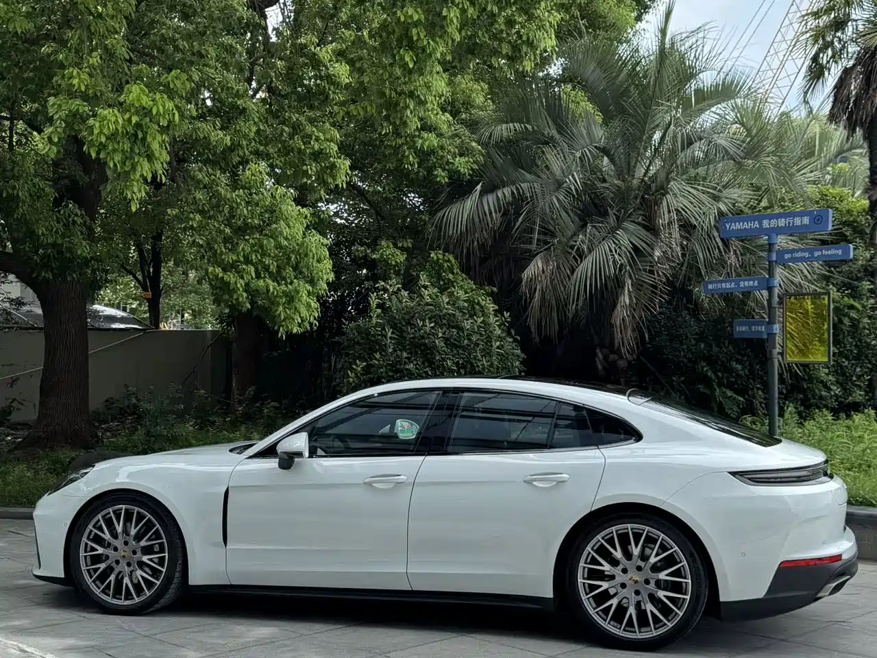 2026 Porsche Panamera