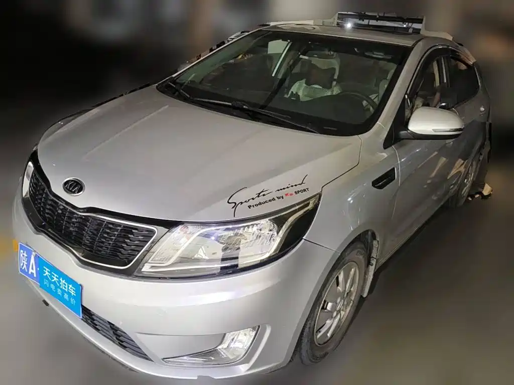 Kia K2 2011 2011 Sedan 1.4L AT TOP