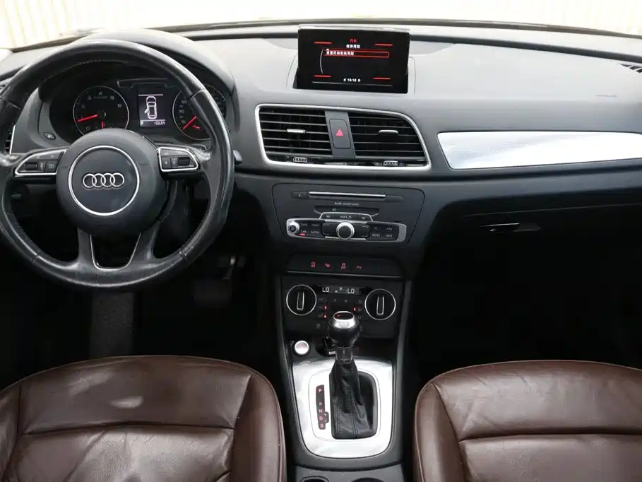 Photo 9 - Audi Q3