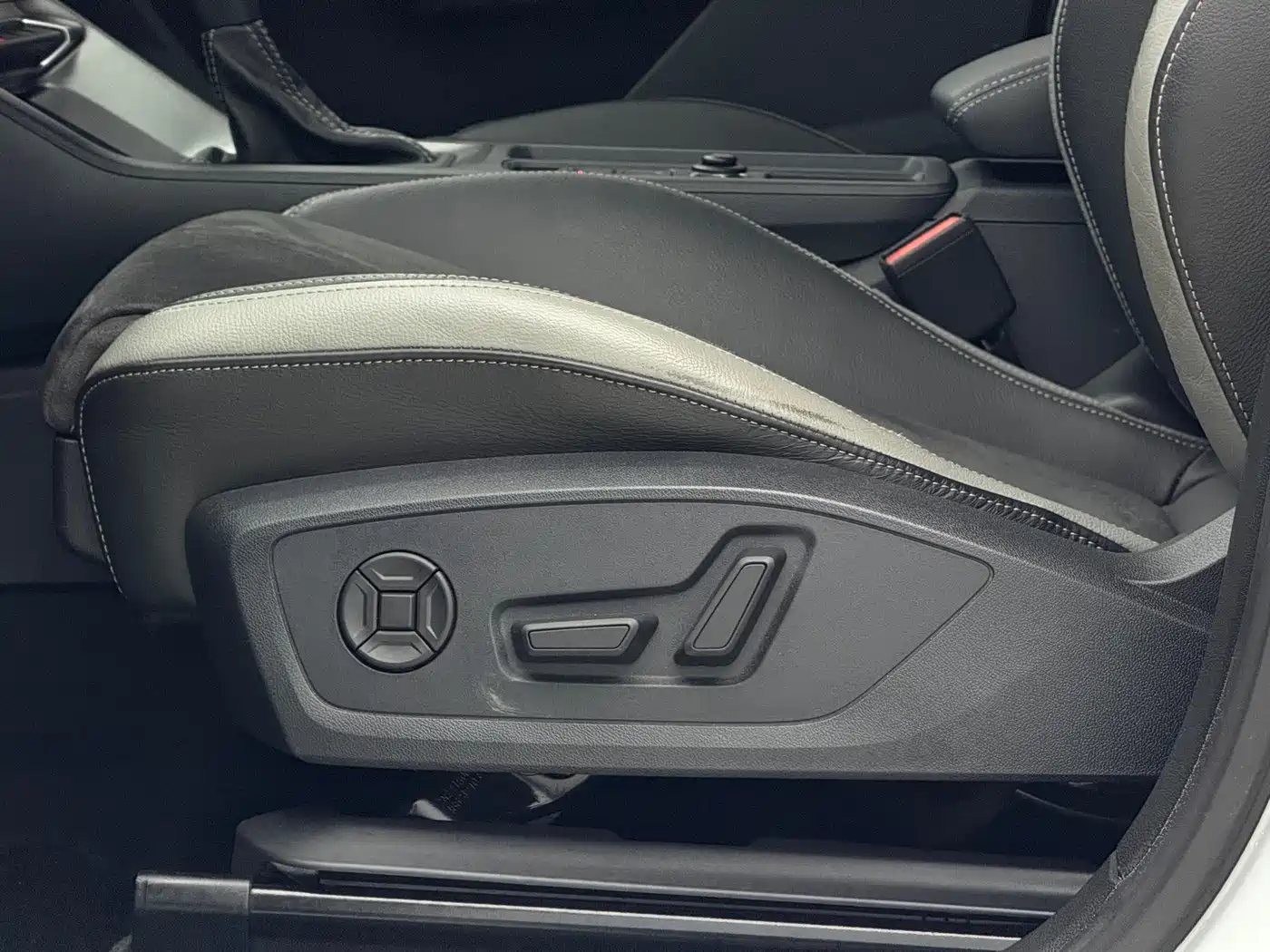 Audi Q3 2022 35 TFSI Fashion Dynamic фото 9