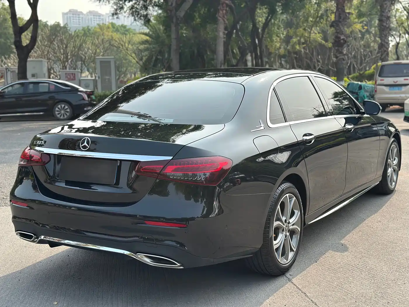 Mercedes-Benz E-Class 2021 E 300 L Sport Fashion фото 4