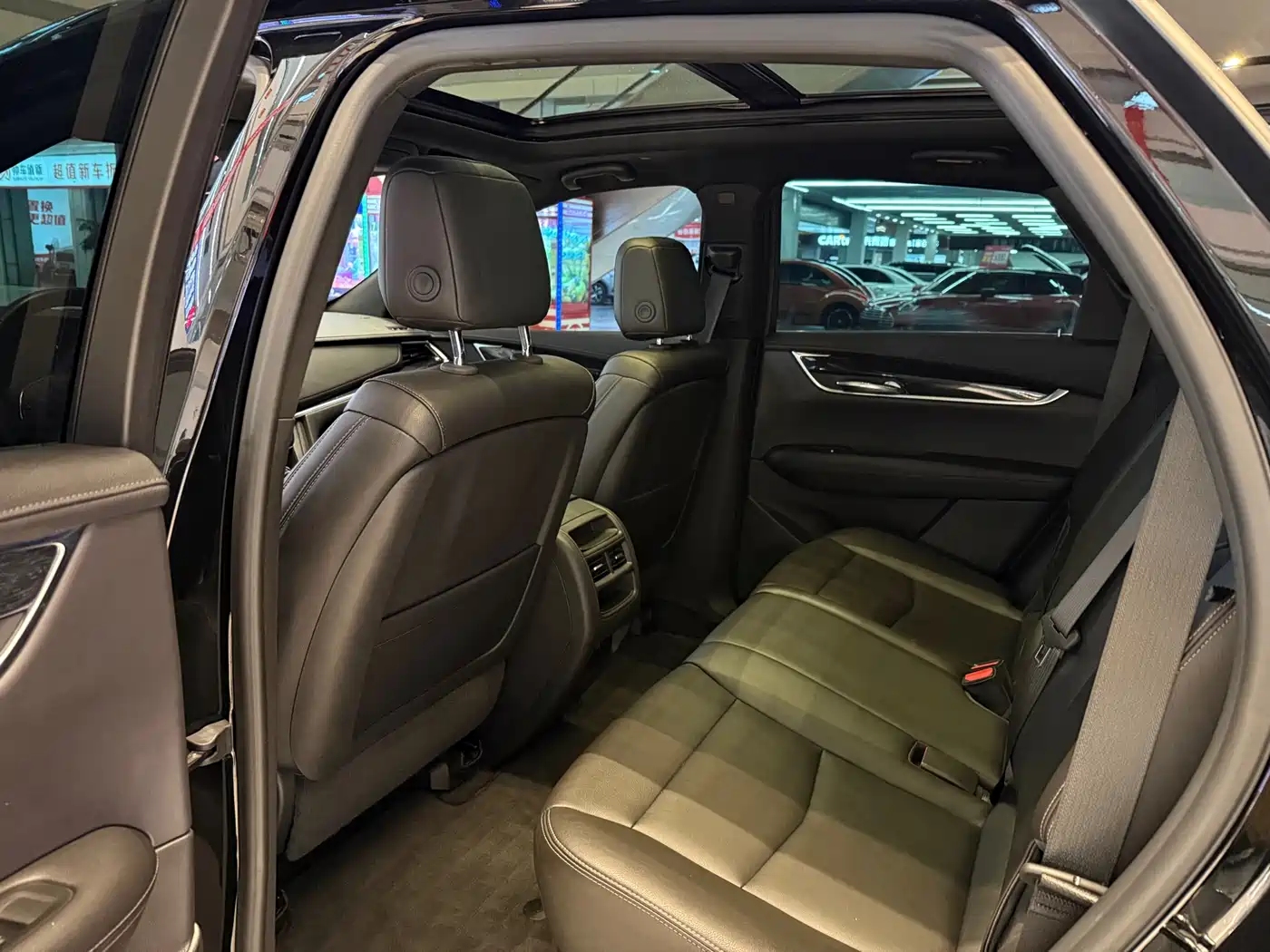 CADILLAC XT5