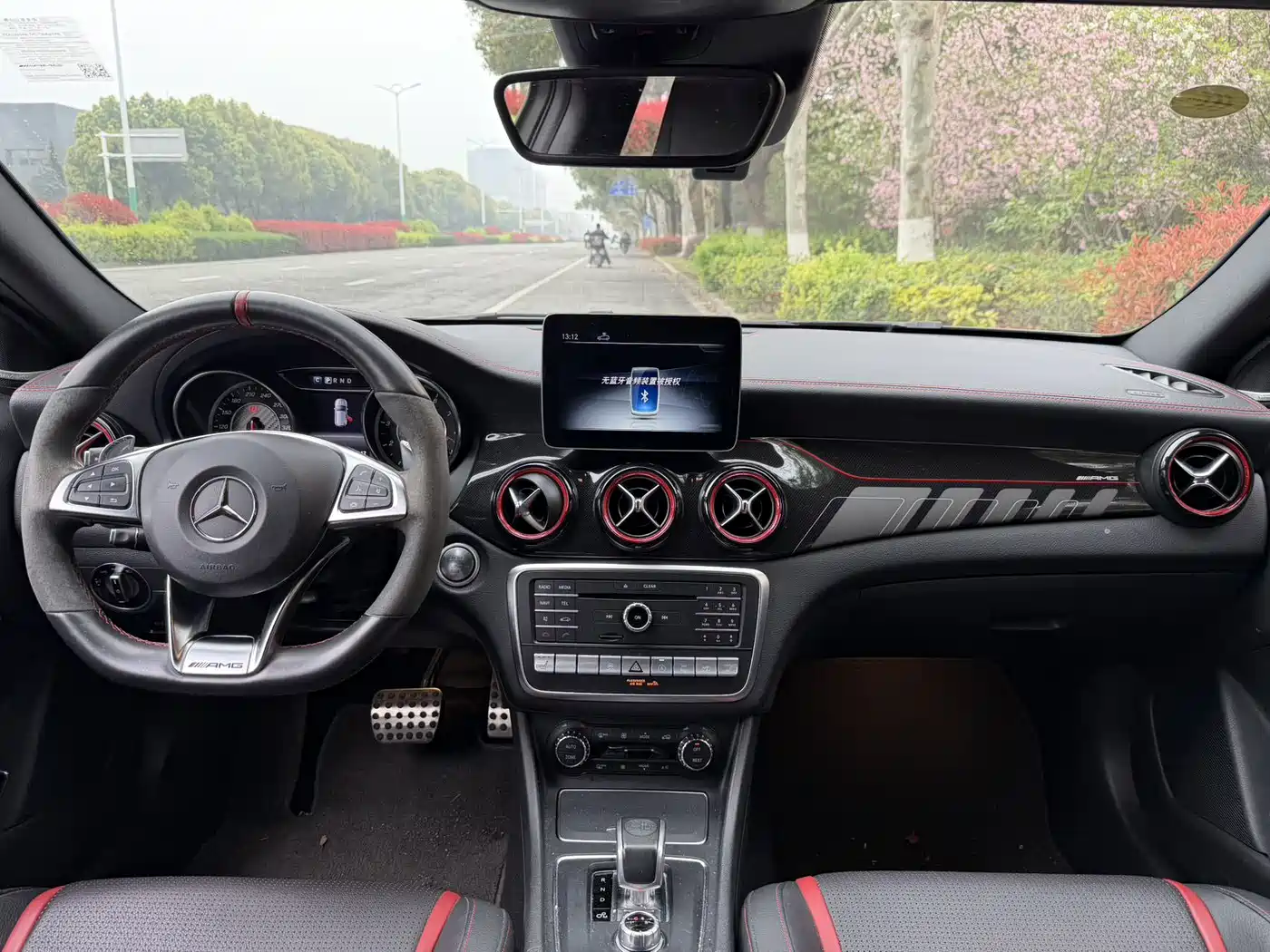 Mercedes-Benz GLA AMG 2017 AMG GLA 45 4MATIC фото 15
