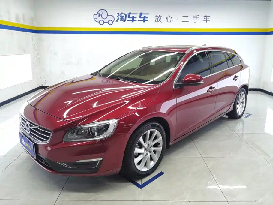Volvo V60 2015 2015 T5 Momentum