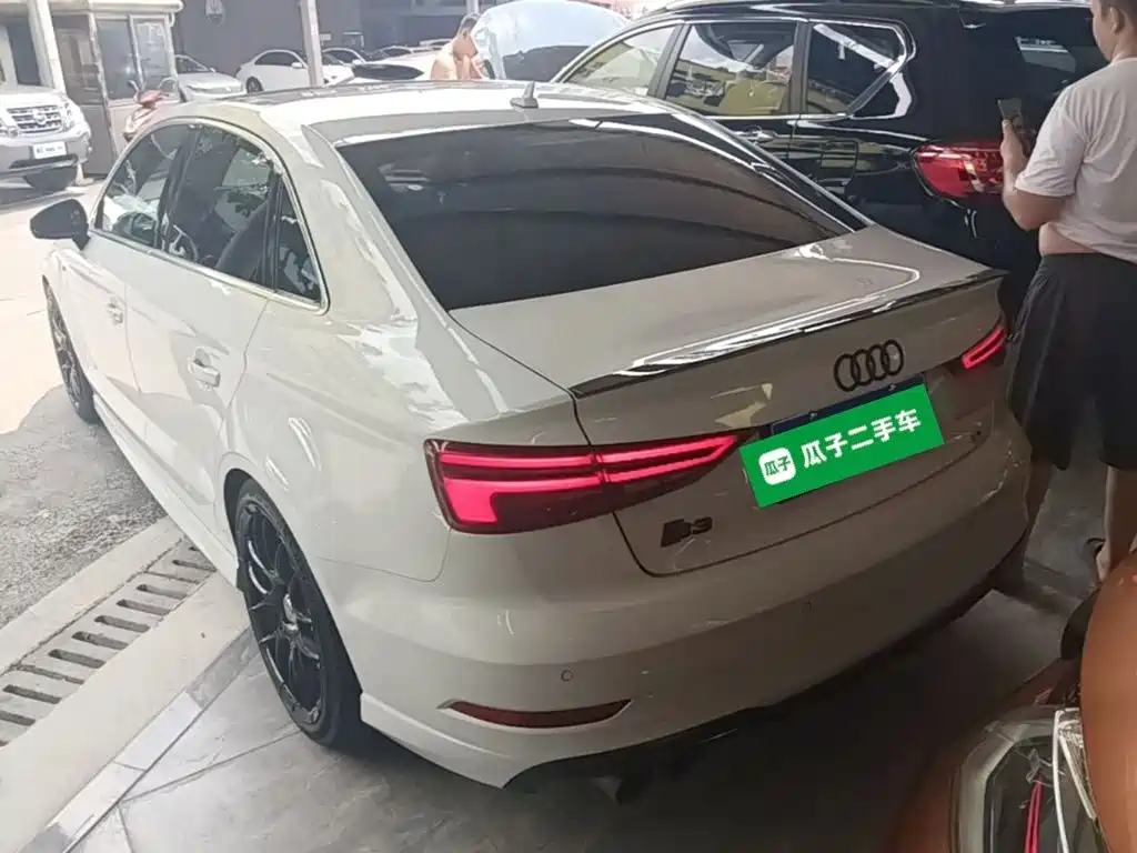 Audi S3 2019 2017 Facelift S3 2.0T Limousine