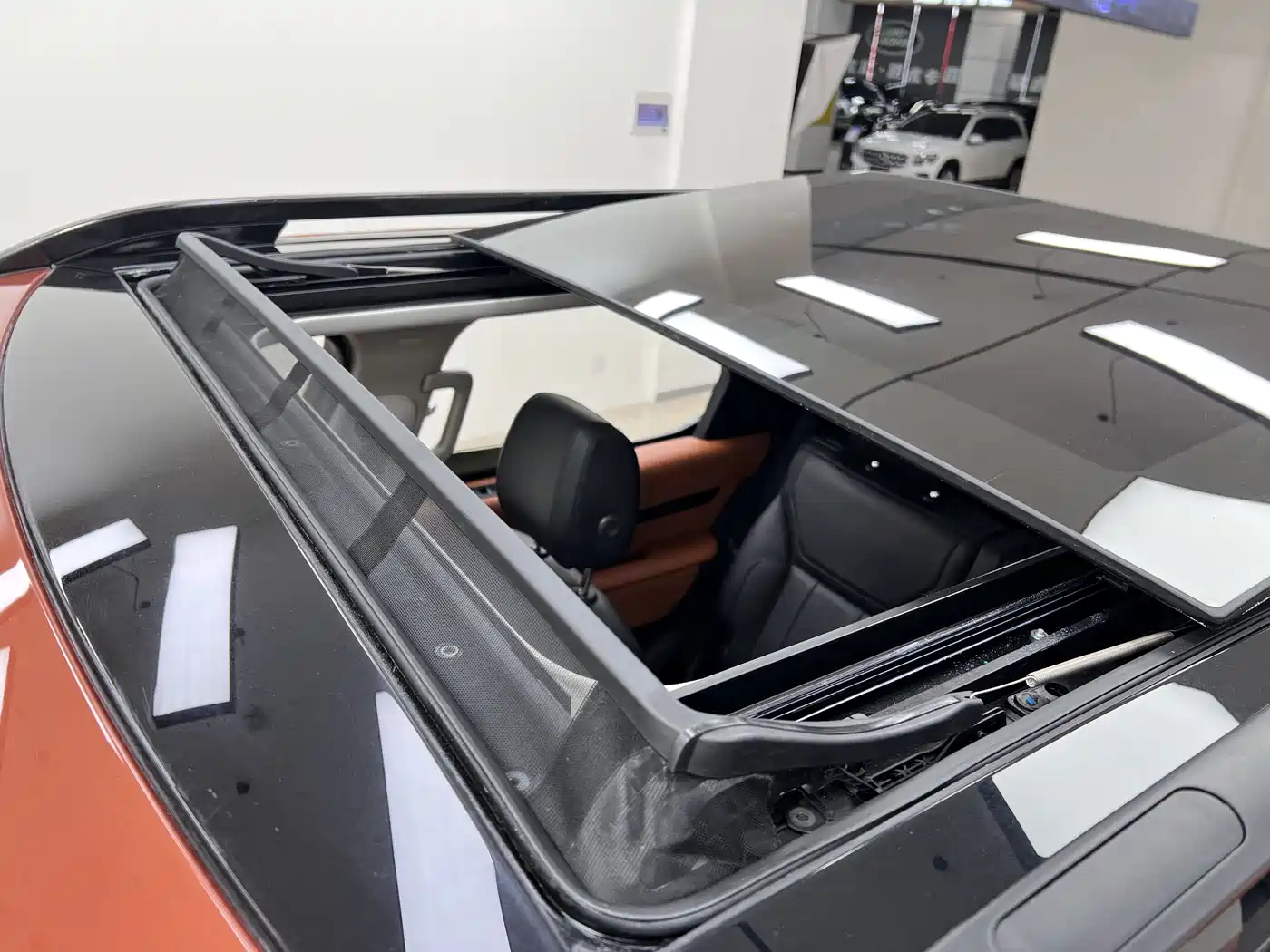 Land Rover Discovery 2017 3.0 SC V6 SE фото 37