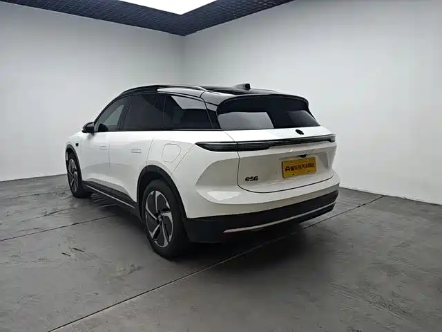 NIO NIO ES6