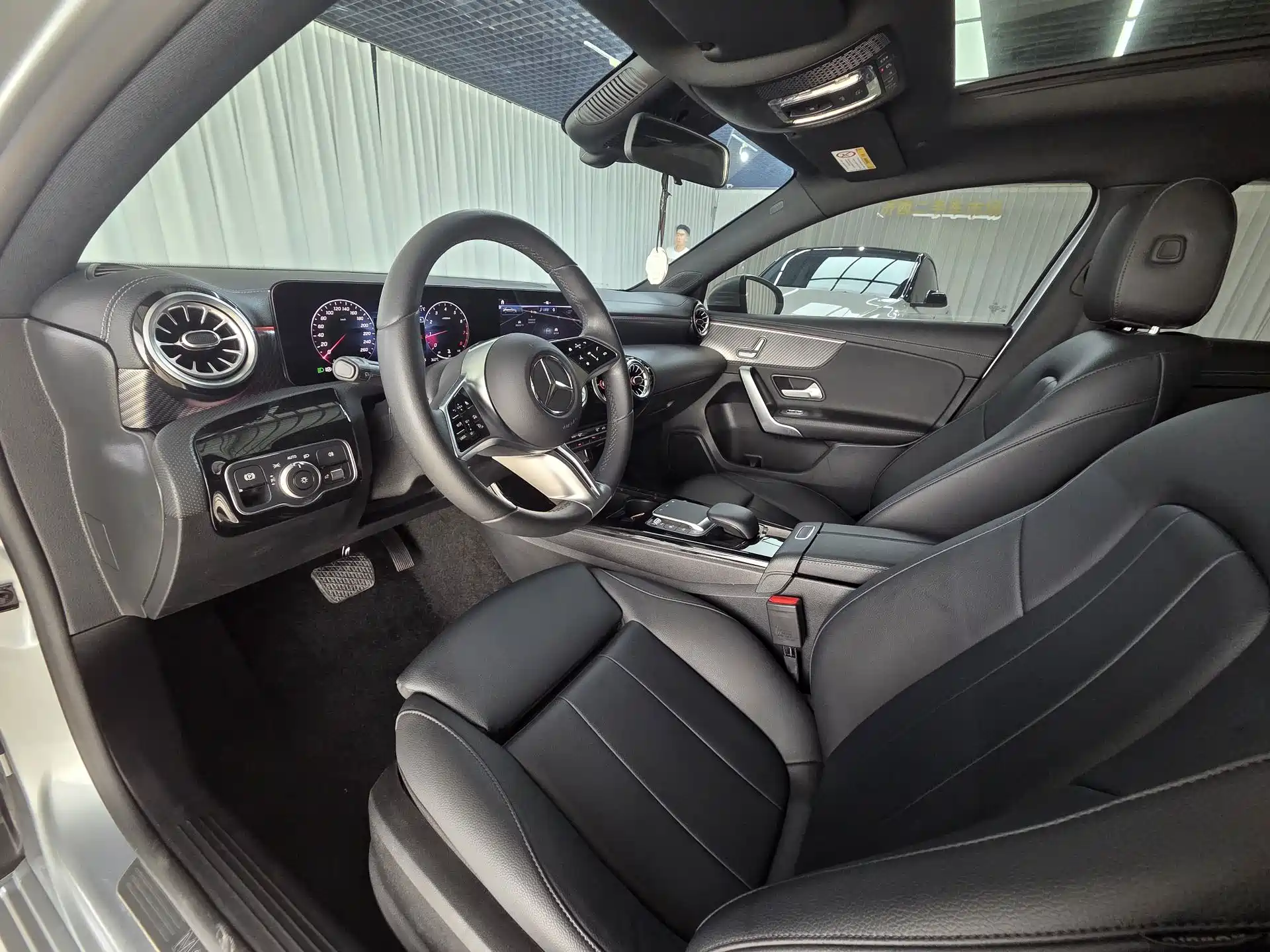 Фото 12 - Mercedes-Benz A-Class