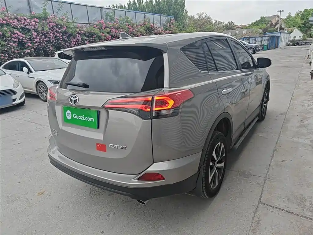 Toyota RAV4 Rongfang 2019 2.0L CVT 2WD Comfort Edition China VI фото 7