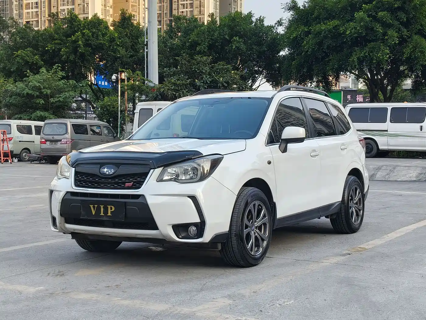 Subaru Forester 2013 2.0i Automatic Luxury Navigation Edition фото 3