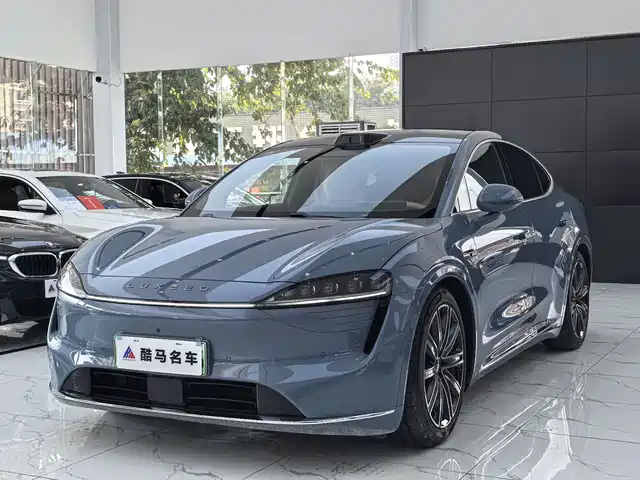 AITO WISDOM WORLD R7