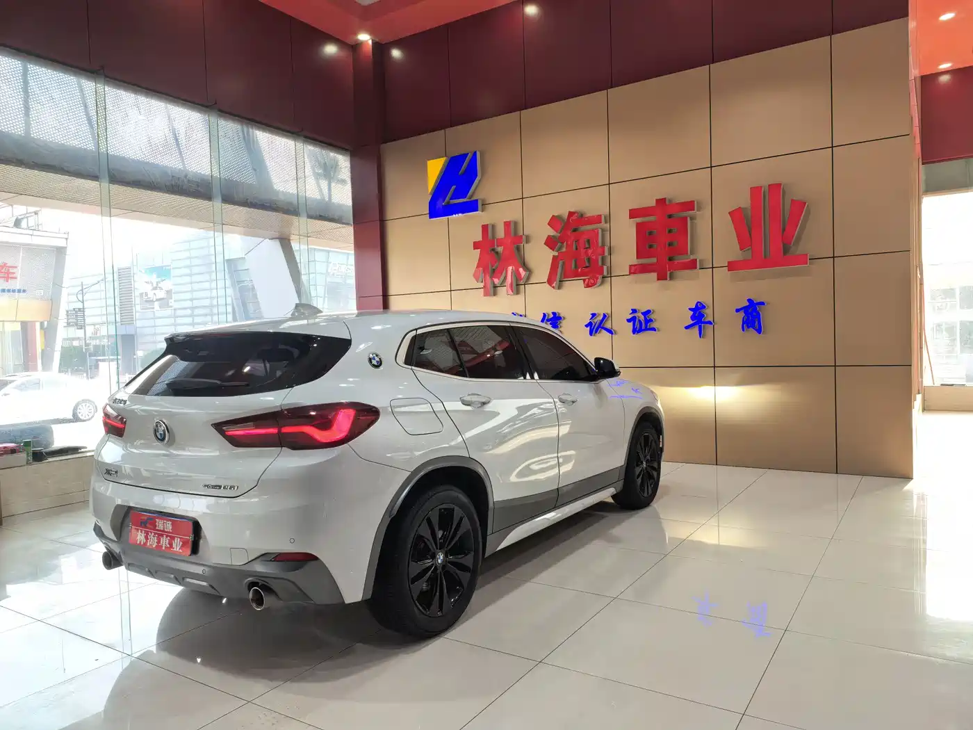 BMW X2 2021 sDrive25i Leading M Sport Package фото 13