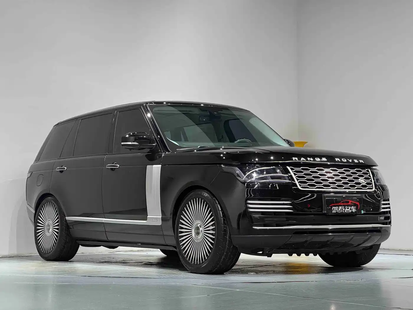 Land Rover Range Rover 2016 3.0 SC V6 Vogue LWB фото 4