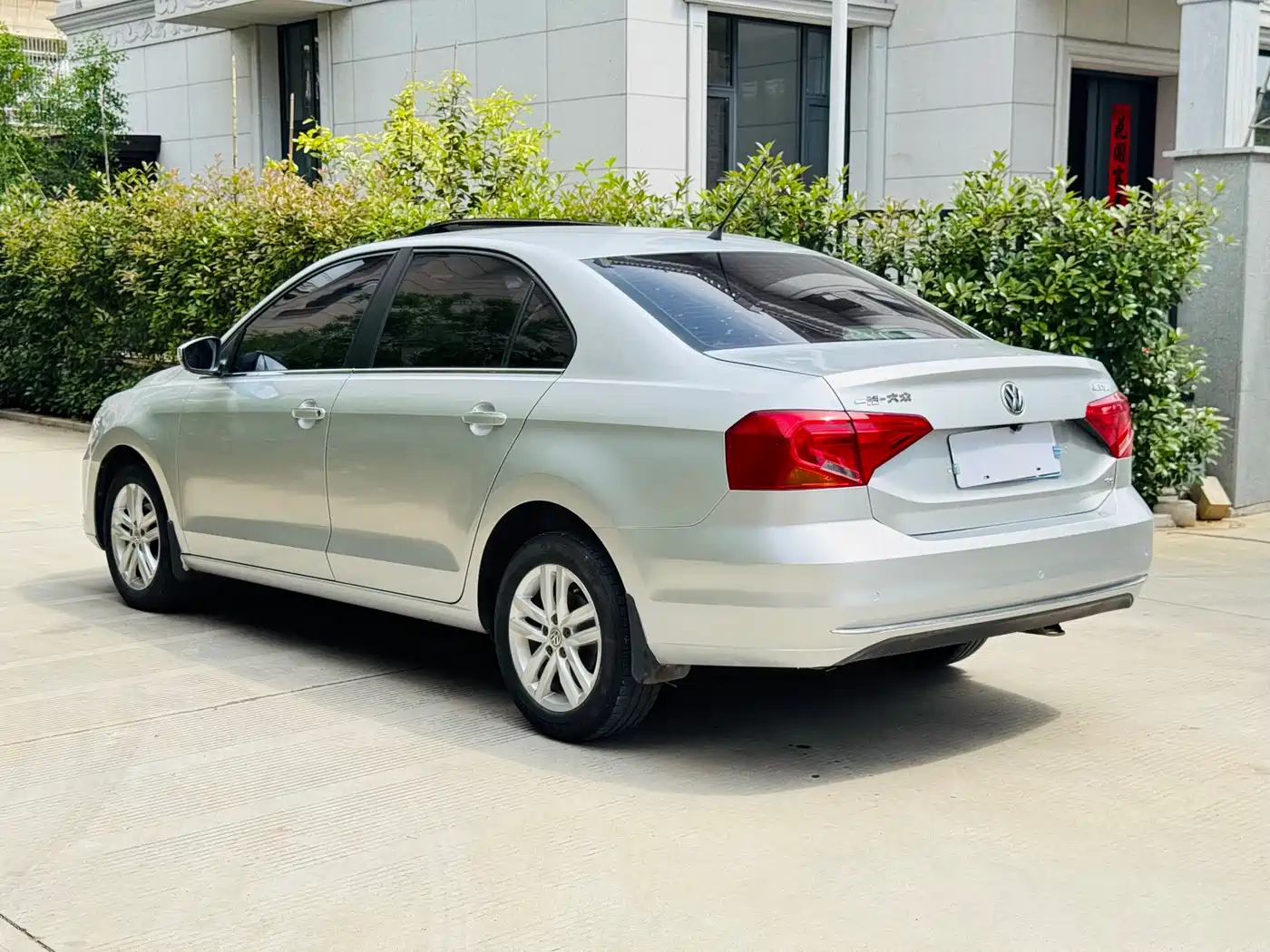 Volkswagen Jetta 2017 1.5L Automatic Comfort фото 10