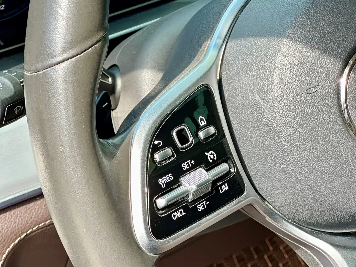 Mercedes-Benz GLE 2020 Facelift GLE 450 4MATIC Luxury фото 27