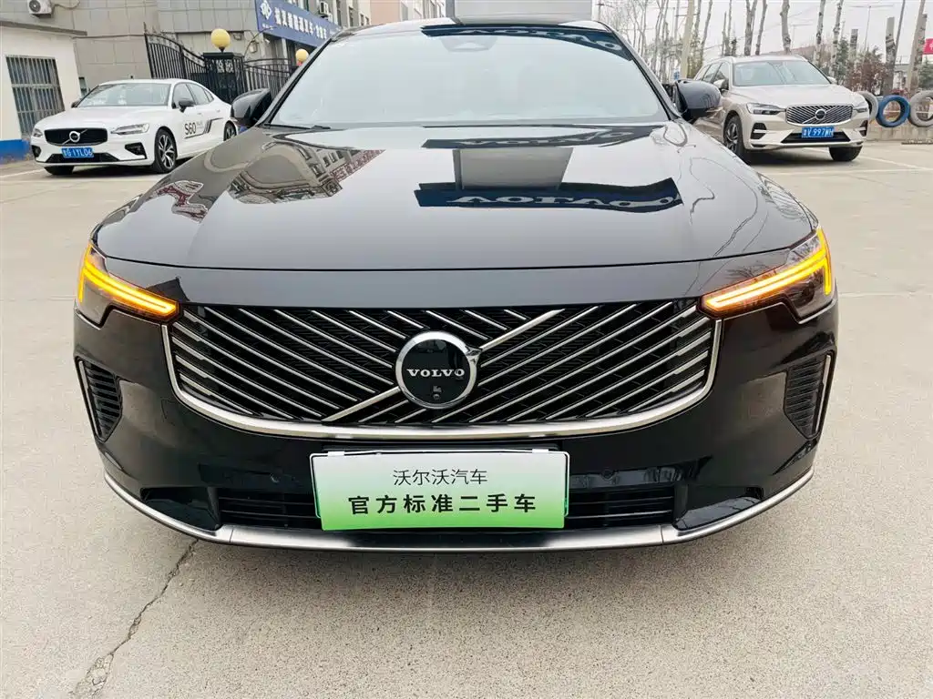 VOLVO S90 PLUG IN HYBRID