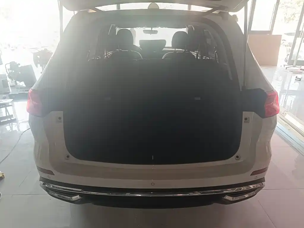 Haval M6 2024 2023 PLUS 1.5T DCT Luxury Smart Connect