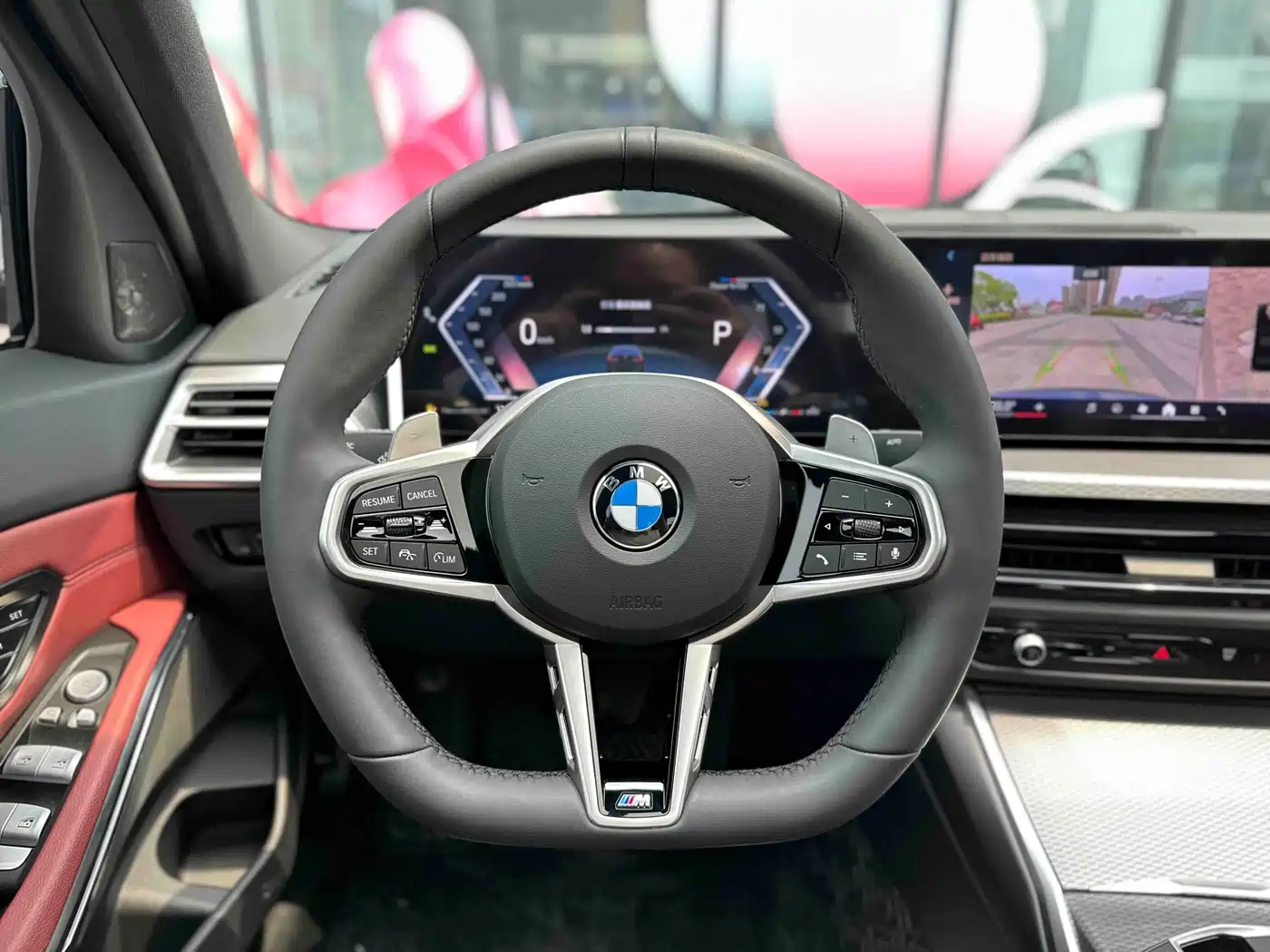 BMW 3 Series 2025 330i M Sport Night Edition фото 23