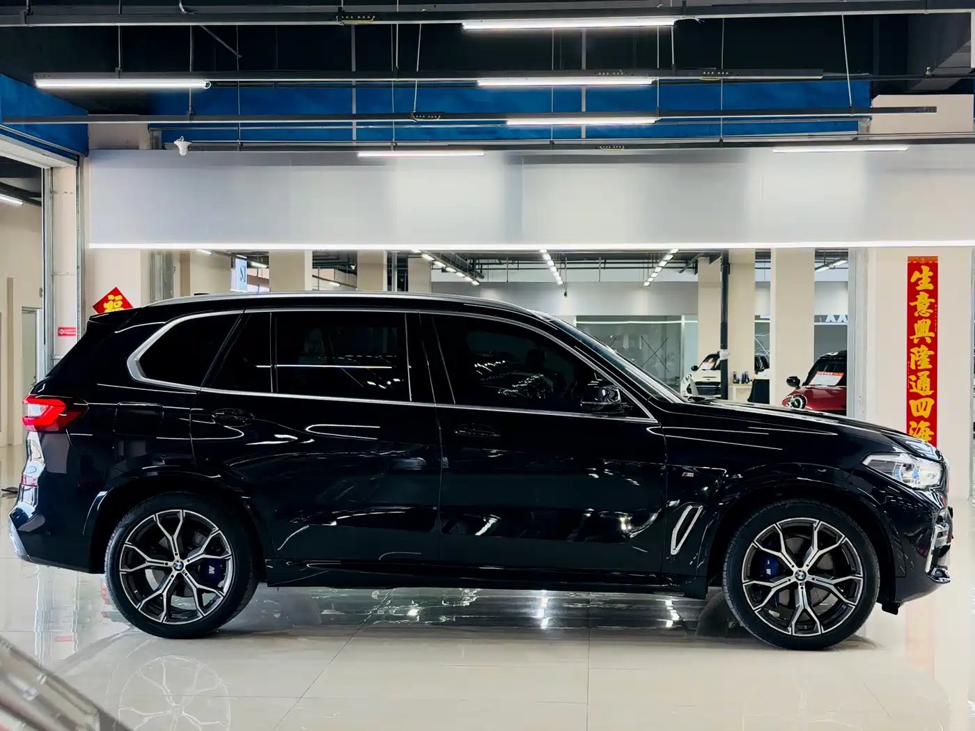 BMW X5 2022 Facelift xDrive 40Li M Sport Package фото 17