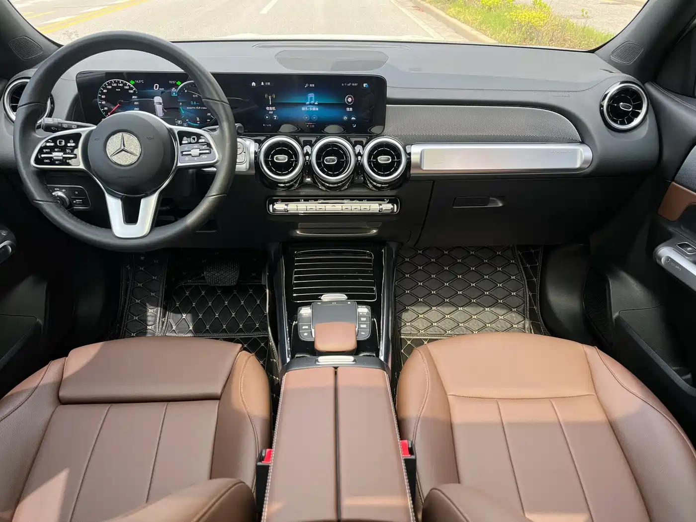 Mercedes-Benz GLB 2023 GLB 200 Dynamic фото 16