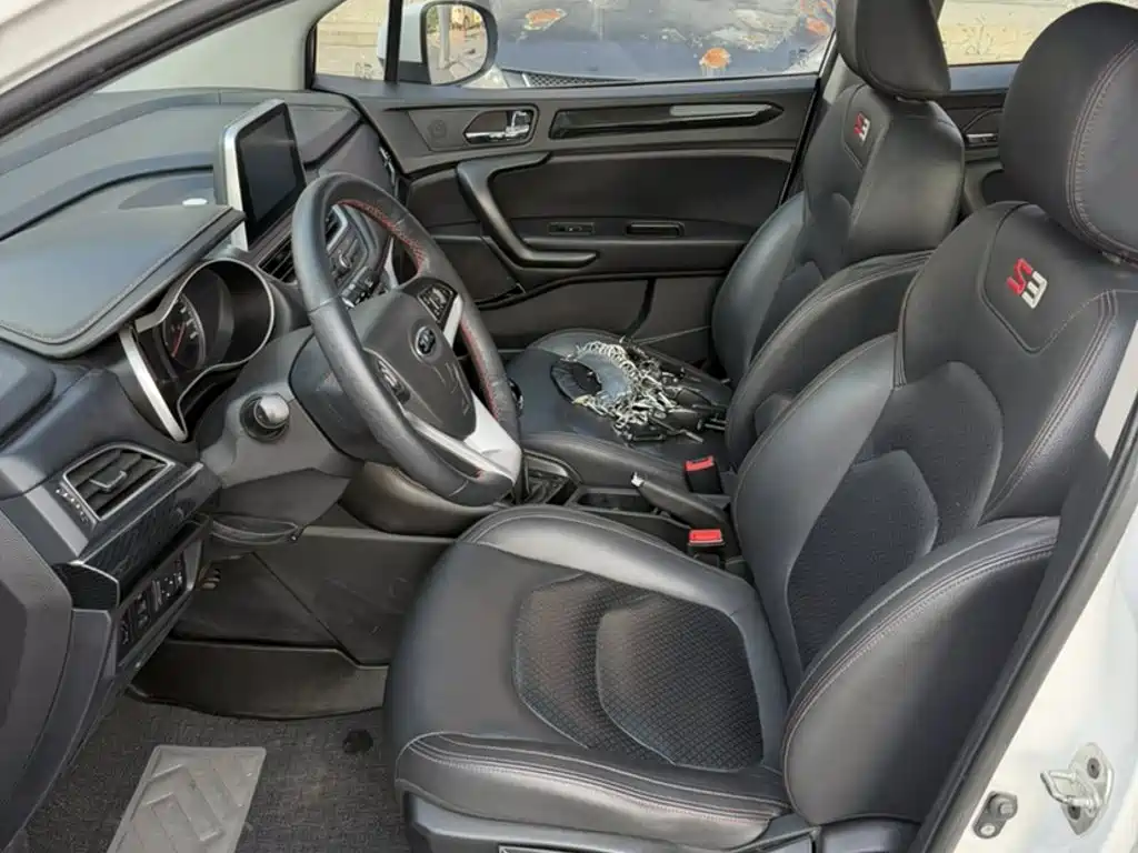 JAC Motors Refine S3 2017 2017 1.5L Manual Luxury Smart