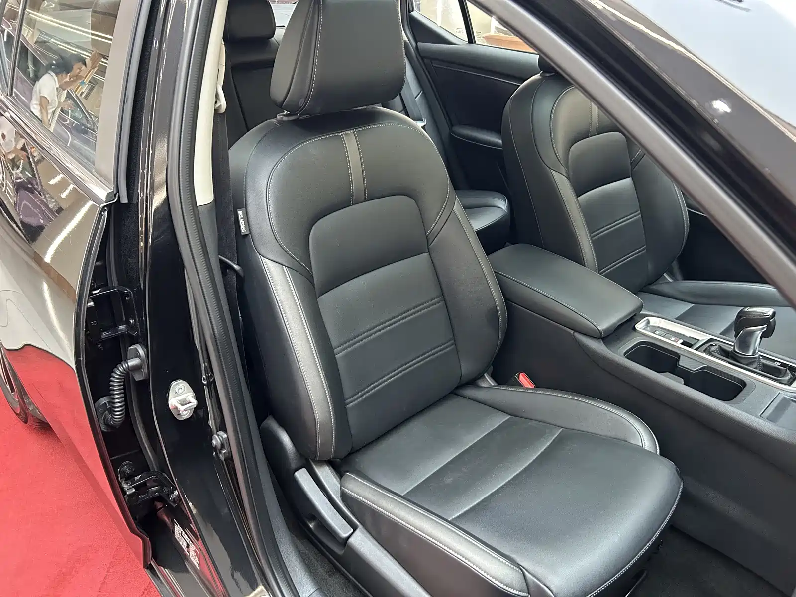 صورة 31 - Nissan Sylphy