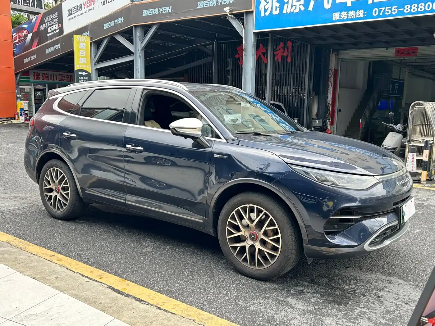 Denza X 2020 PHEV Classic Edition фото 3