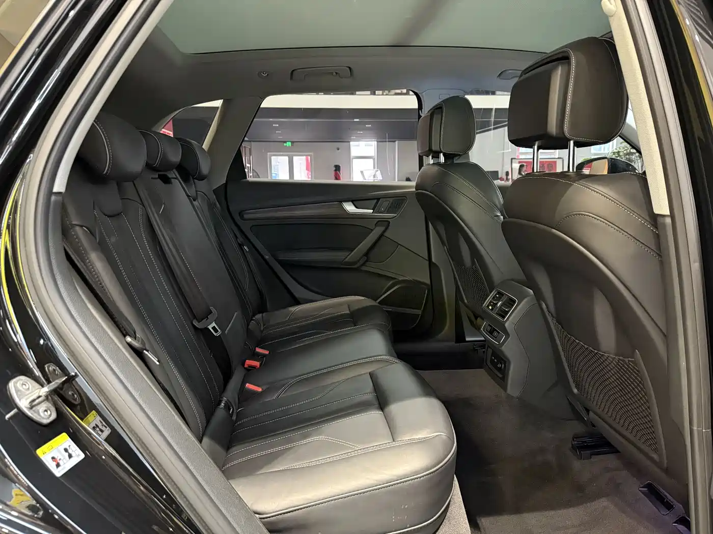 Audi Q5L 2024 Model 45 TFSI Luxury Dynamic фото 9