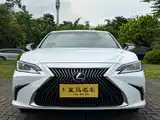 Фото 2 - Lexus ES